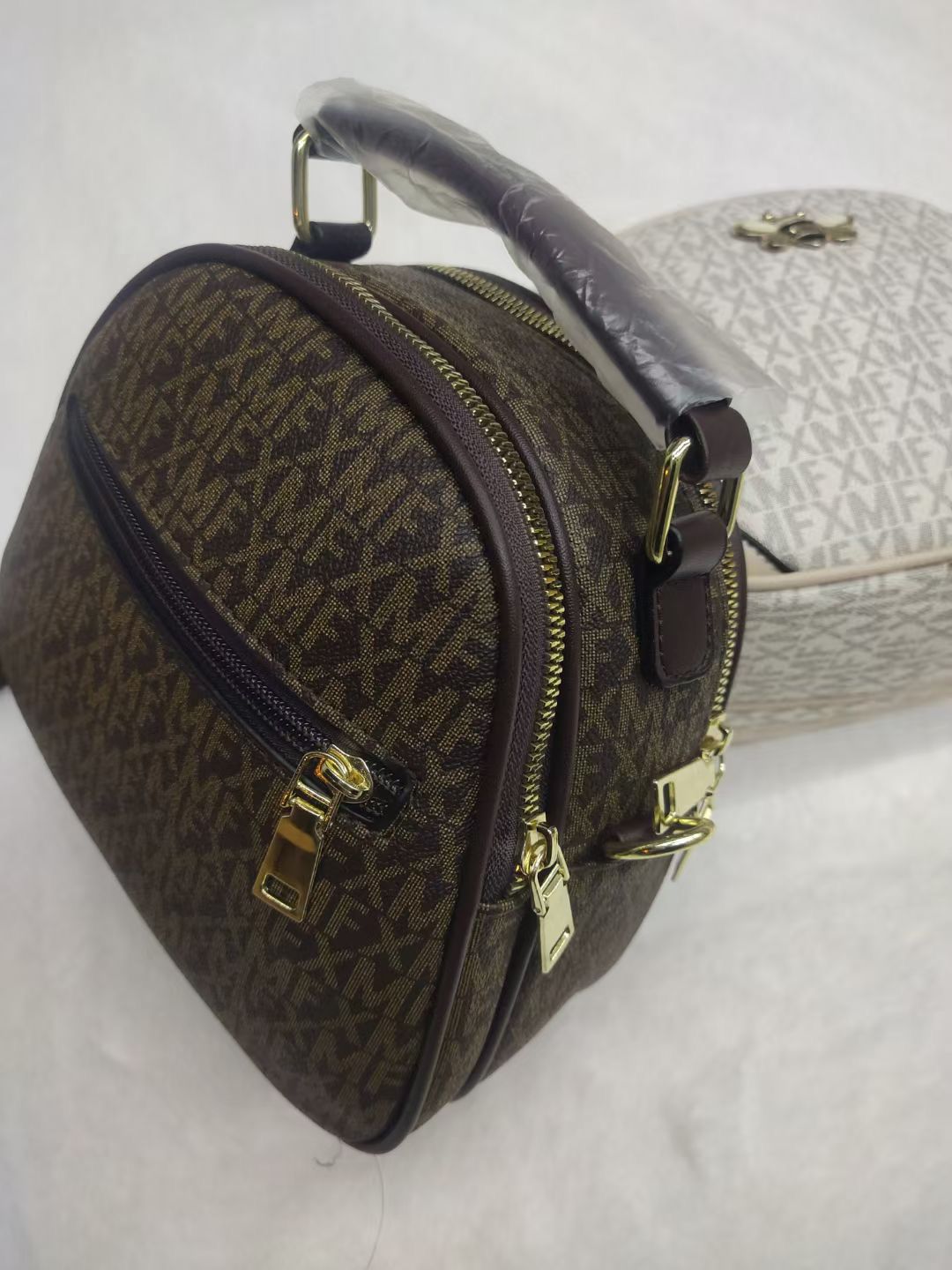 Luxury Monogram Crossbody Handbag for Women in Pakistan – Stylish Bee Charm Purse
