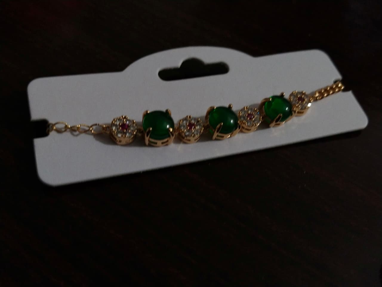 Elegant Green Gemstone & Crystal Bracelet – Gold-Plated Adjustable Women’s Jewelry