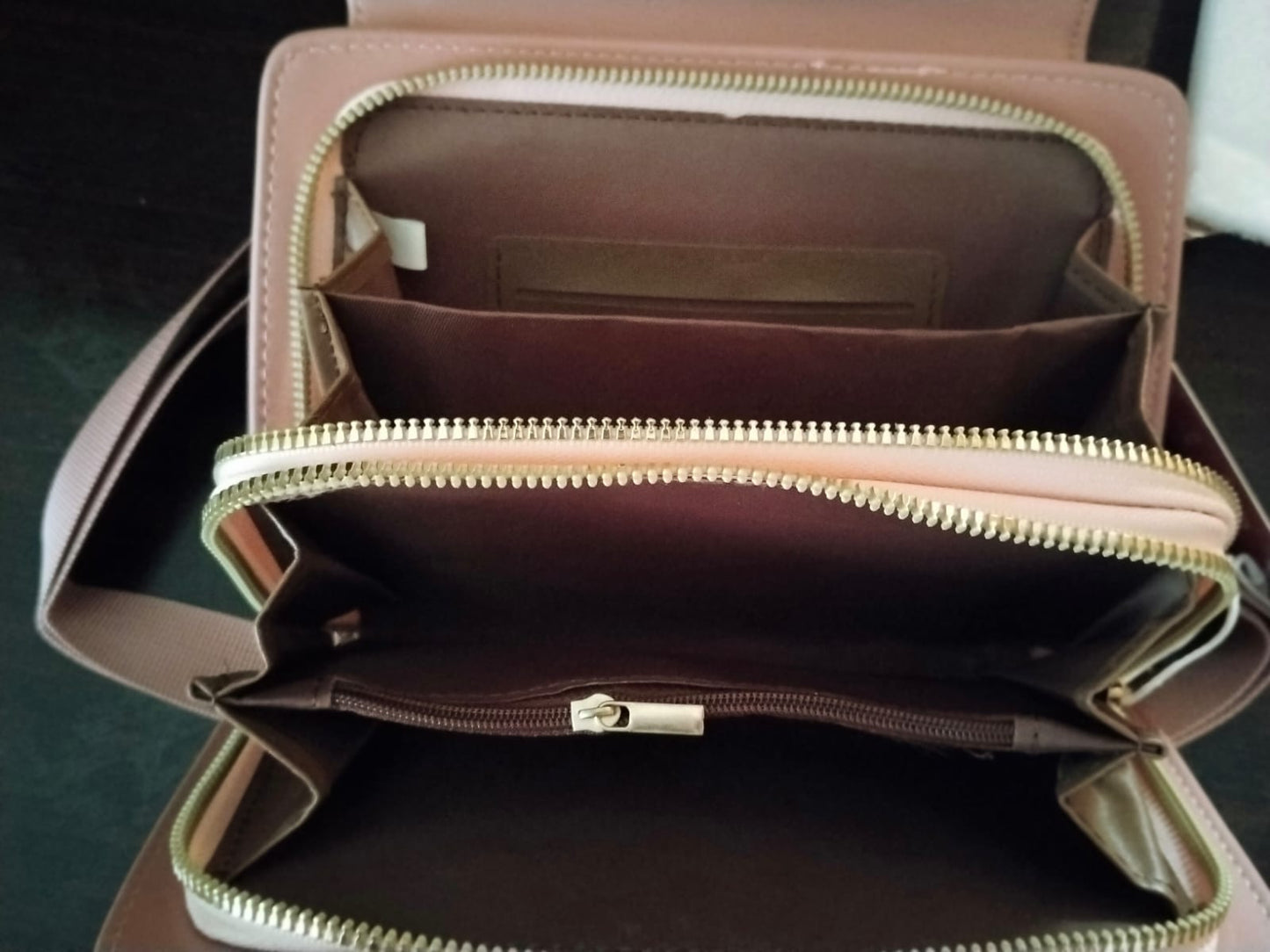 Blush Pink Crossbody Handbag – Elegant Shoulder Bag for Women