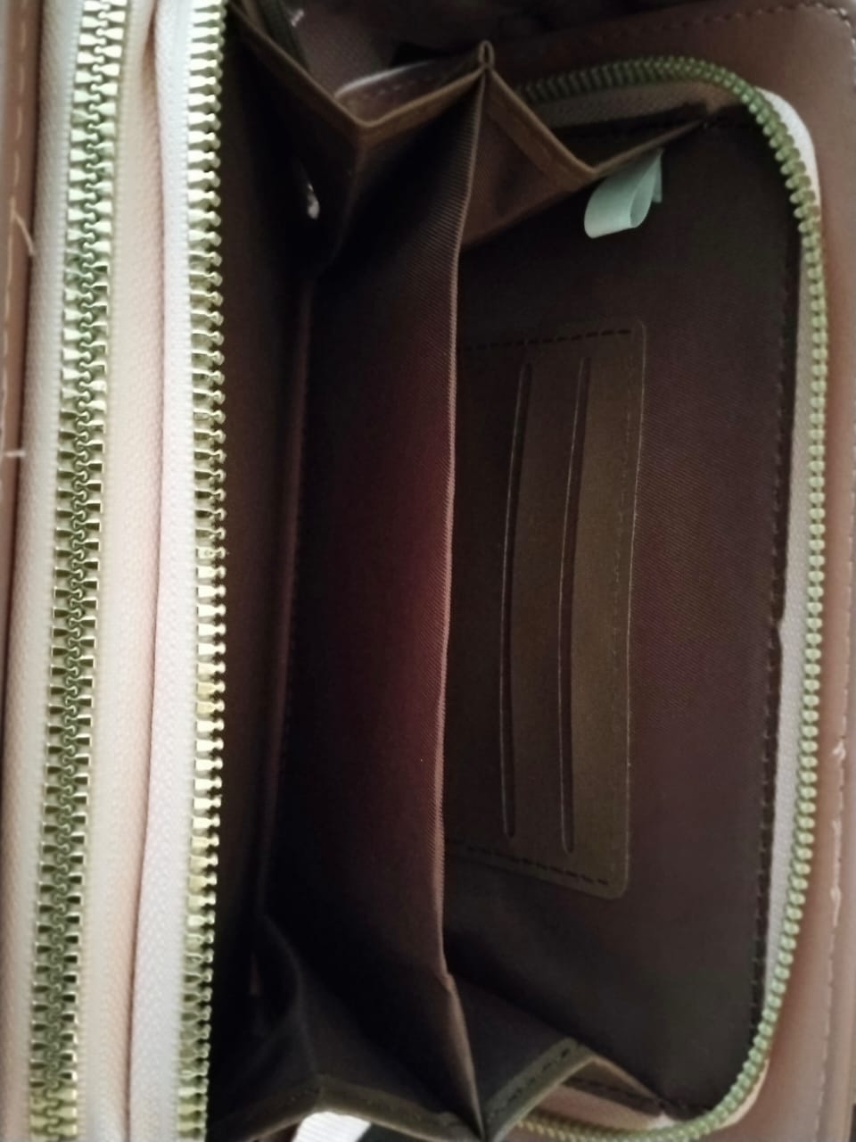 Blush Pink Crossbody Handbag – Elegant Shoulder Bag for Women