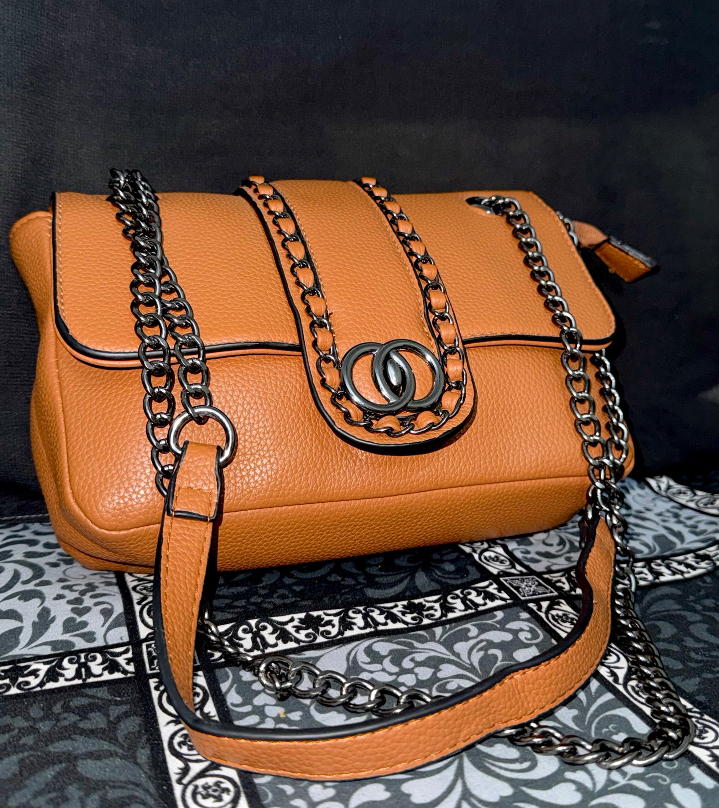 Luxe Chain-Link Tan Handbag – Premium Leather Shoulder Bag for Women | Lace & Luxe Pakistan