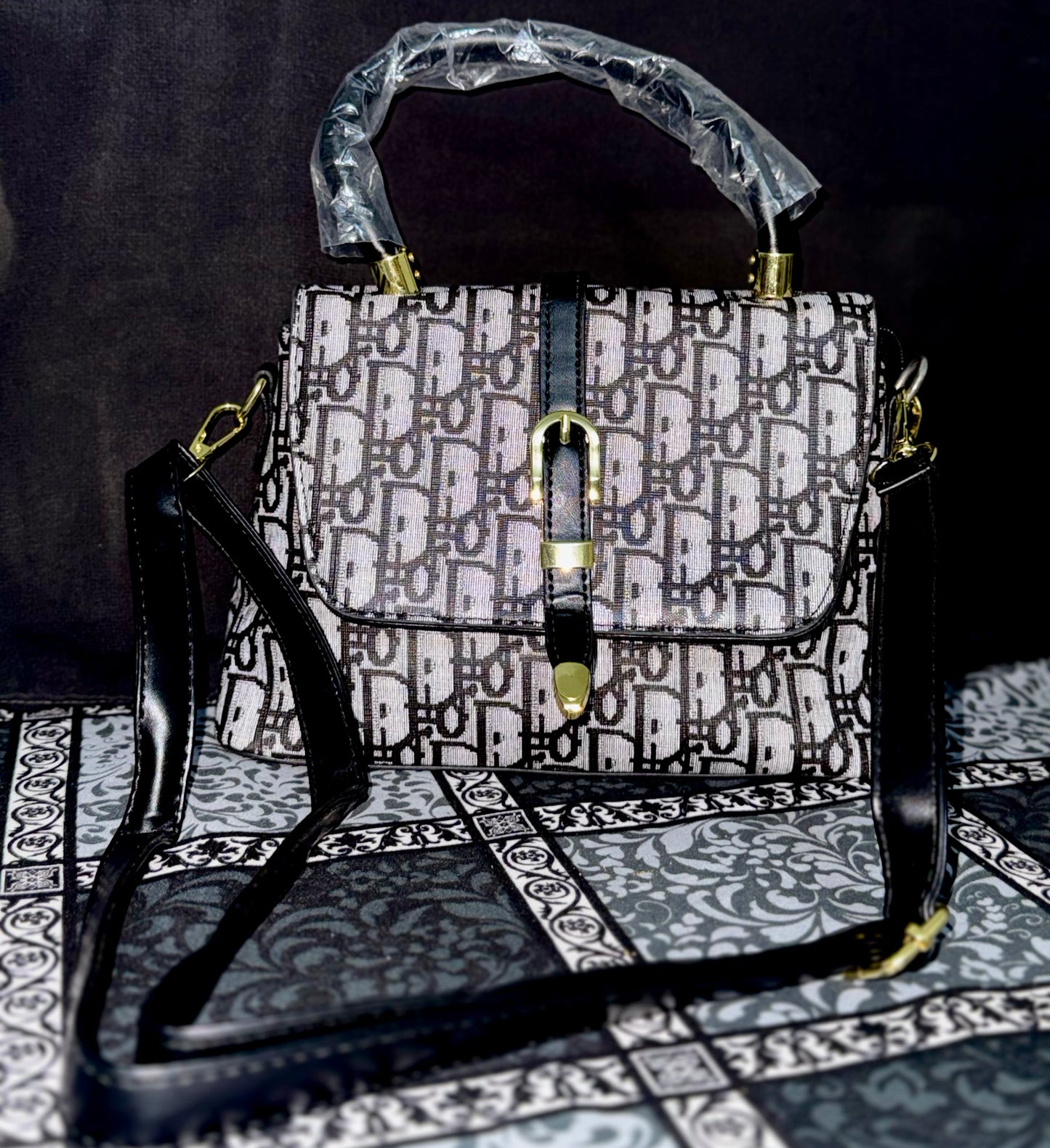 Luxury Designer-Inspired Handbag Collection – Monogram & Checkered Shoulder Bags
