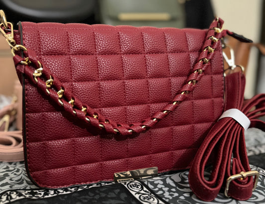 Women's Quilted Crossbody Shoulder Bag with Chain Strap – Stylish PU Leather Handbag