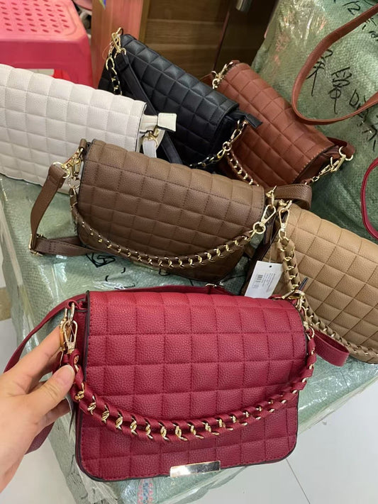 Women's Quilted Crossbody Shoulder Bag with Chain Strap – Stylish PU Leather Handbag